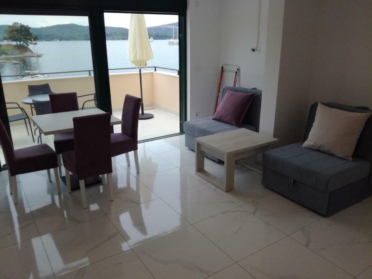 Ferienwohnung Olea Tivat Exterior foto